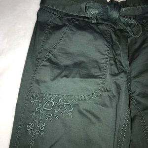 Loft green embroidered pants size 4